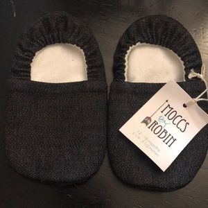 Moccs by Robin crib shoe moccasins 12-18mo